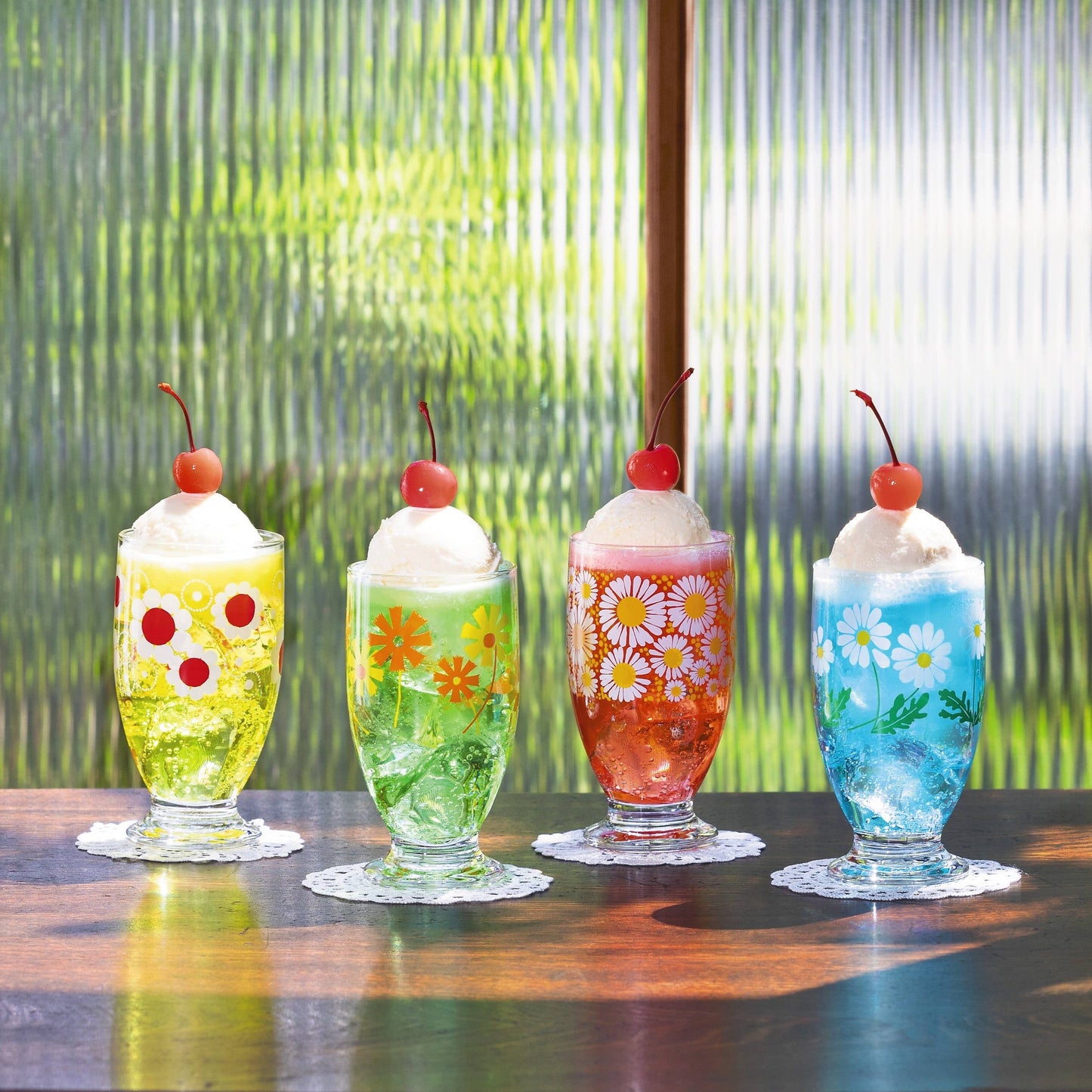 ADERIA Retro, Footed Glass |