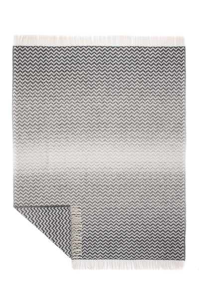 Alrun Chevron Ombre Nordic Blanket